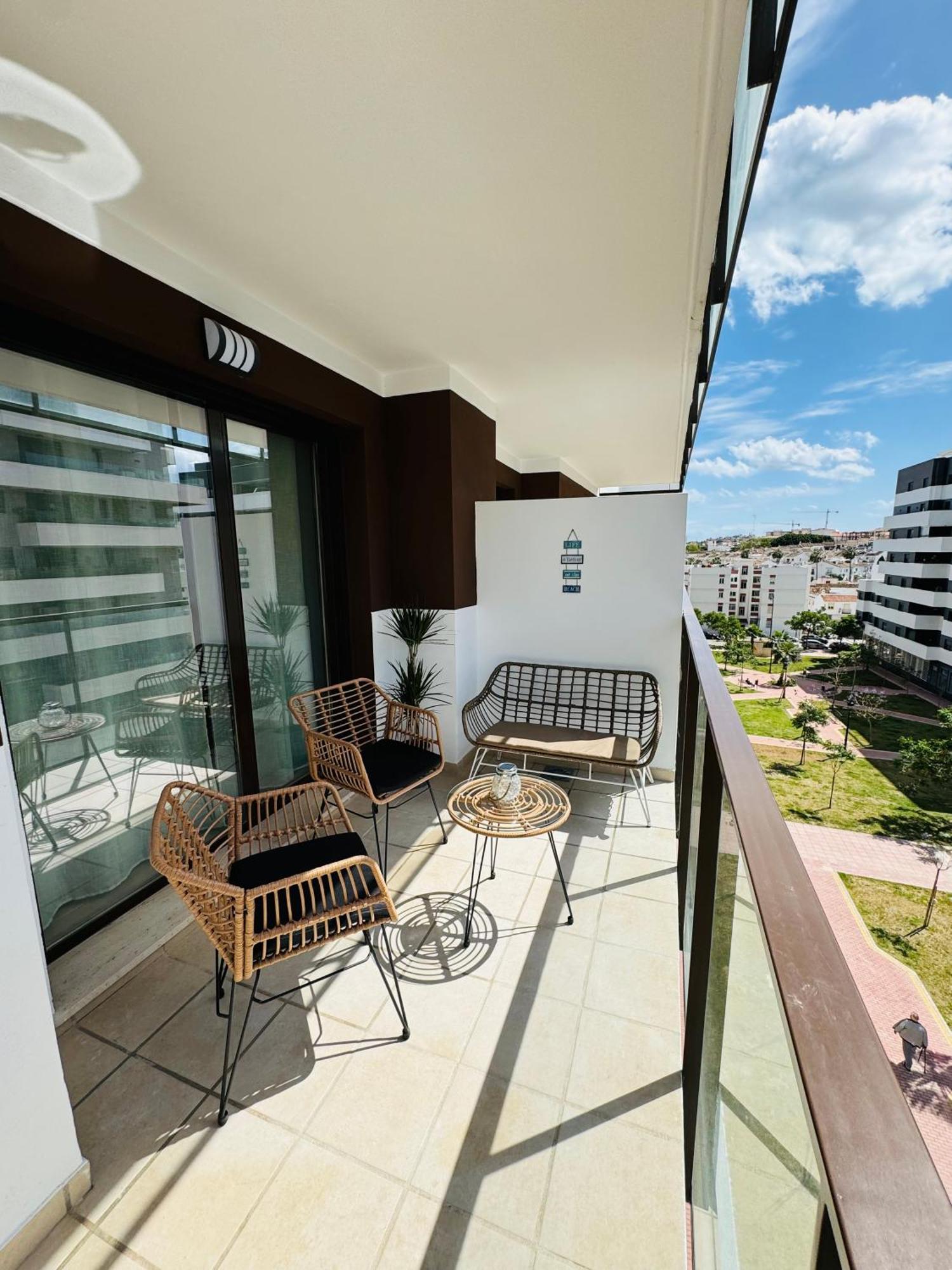 Apartamento Parking Privado! Sol Y Mar Tu Hogar En La Costa Estepona Exterior foto